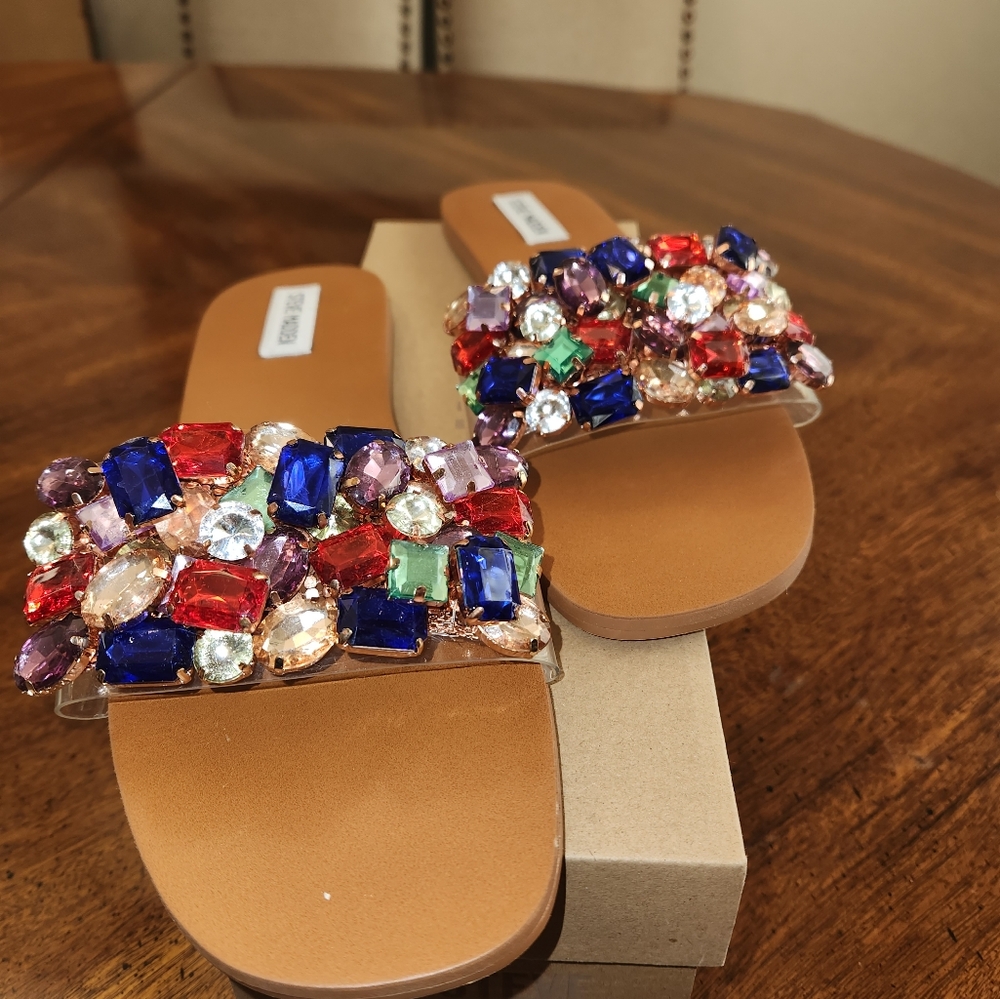 New Steve Madden Brielle Slides in Multi